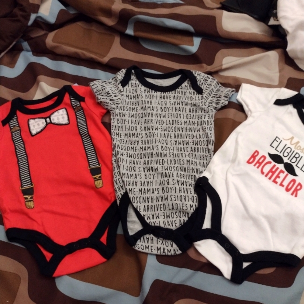 Boy's one piece 6 to 9 months duck duck goose red gray blue new